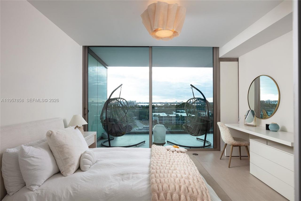 10203 Collins Ave, Unit 701, Bal Harbour, FL 33154 Photo