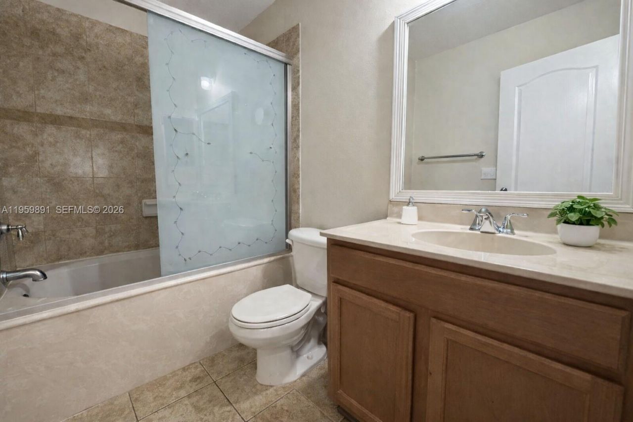 21219 NW 14th Pl, Unit 8-25, Miami Gardens, FL 33169 Photo