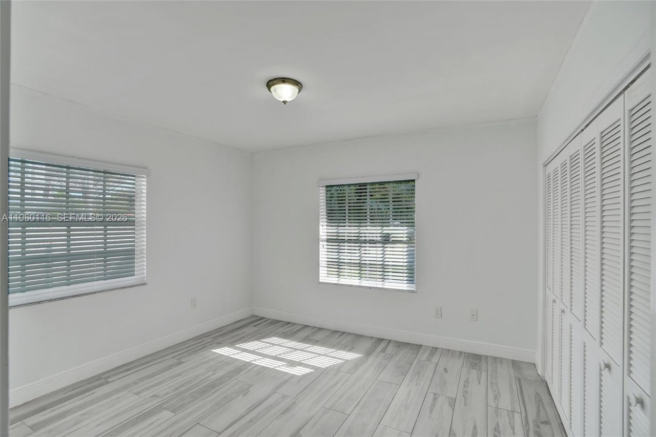 5721 SW 11th St , West Miami, FL 33144 Photo