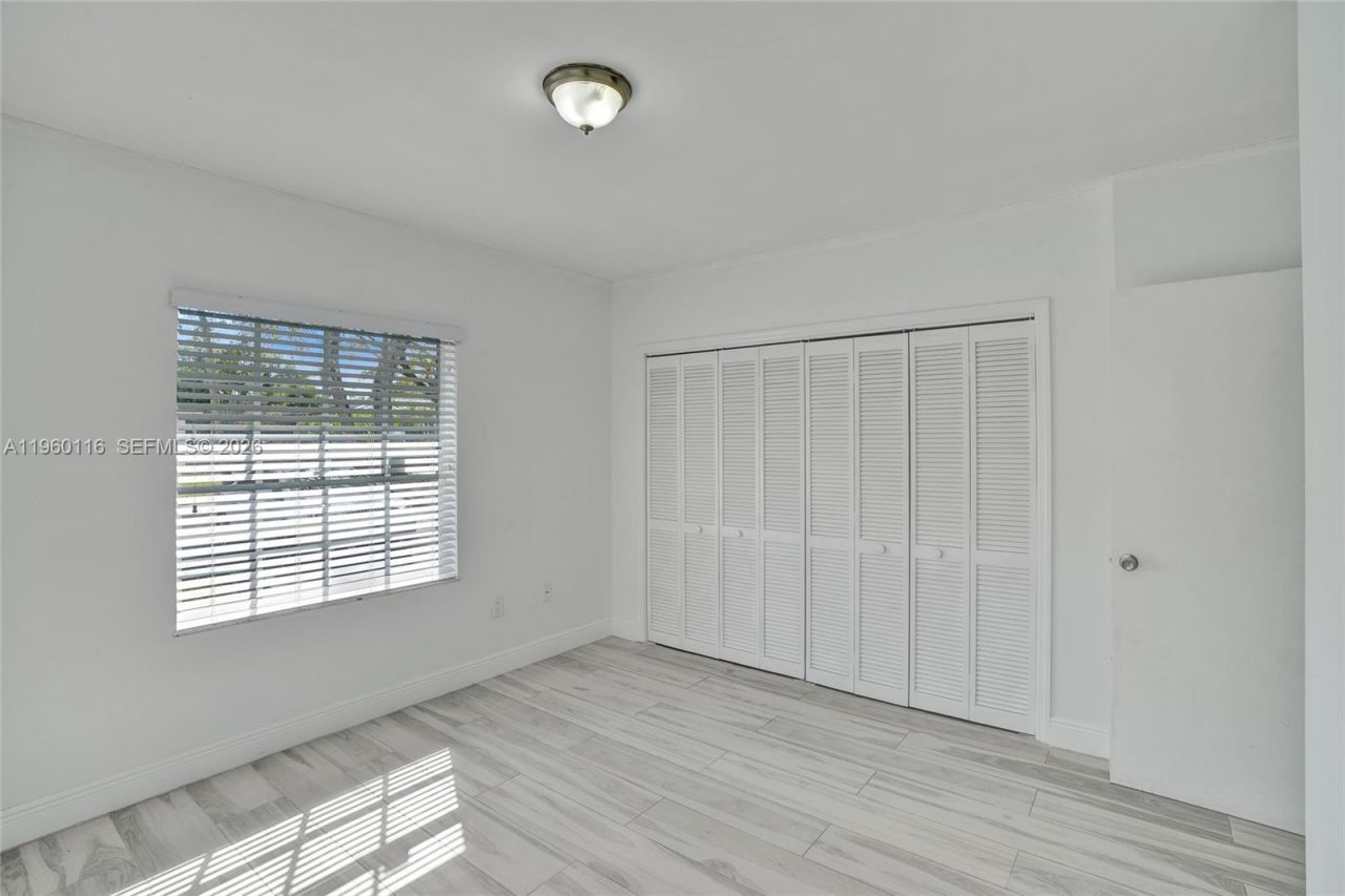 5721 SW 11th St , West Miami, FL 33144 Photo