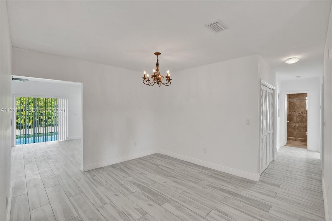 5721 SW 11th St , West Miami, FL 33144 Photo