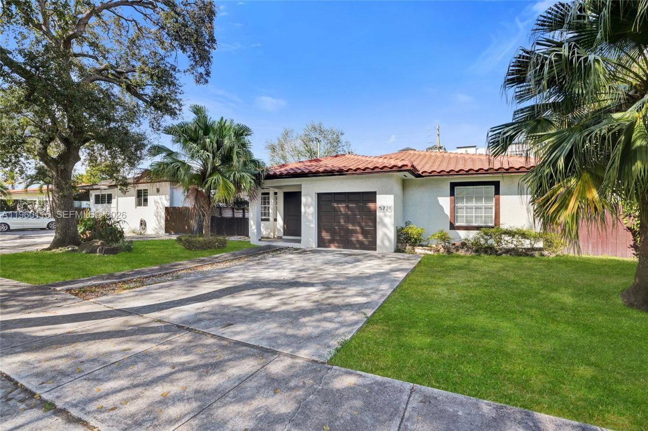 5721 SW 11th St , West Miami, FL 33144 Photo