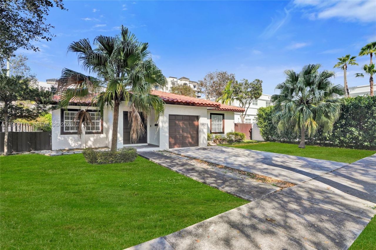 5721 SW 11th St , West Miami, FL 33144 Photo