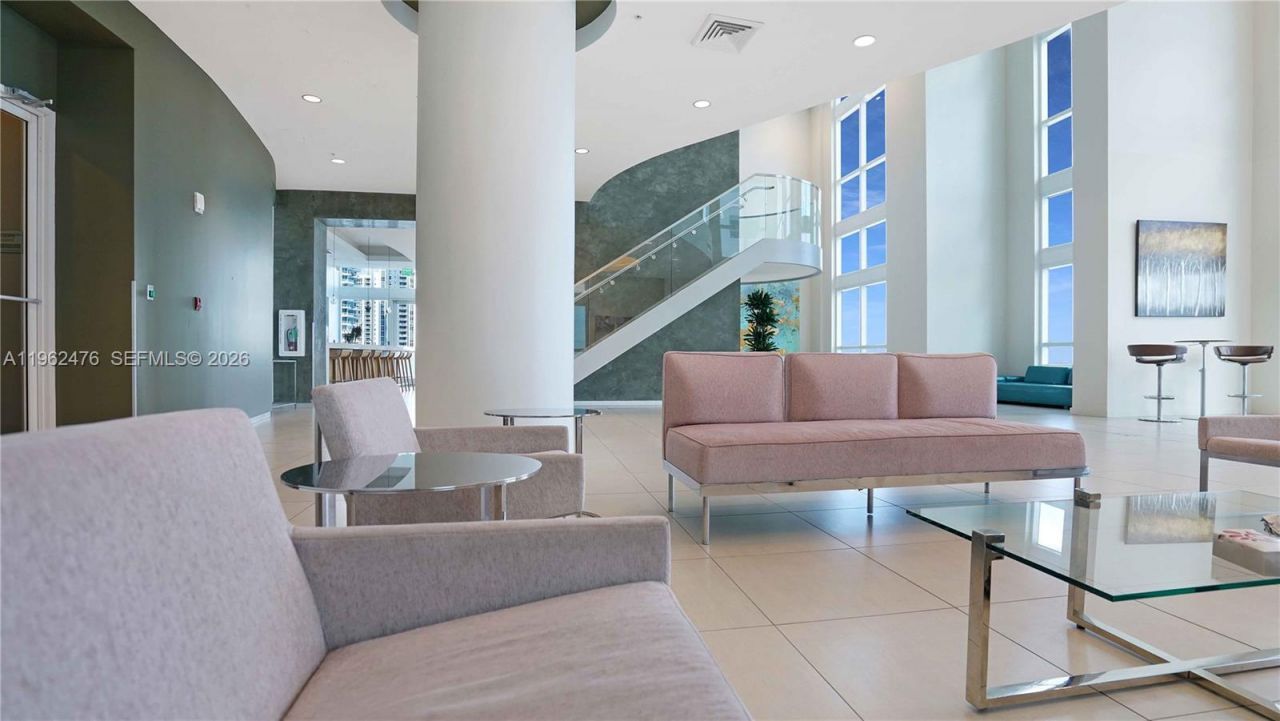 1900 N Bayshore Dr, Unit 1708, Miami, FL 33132 Photo