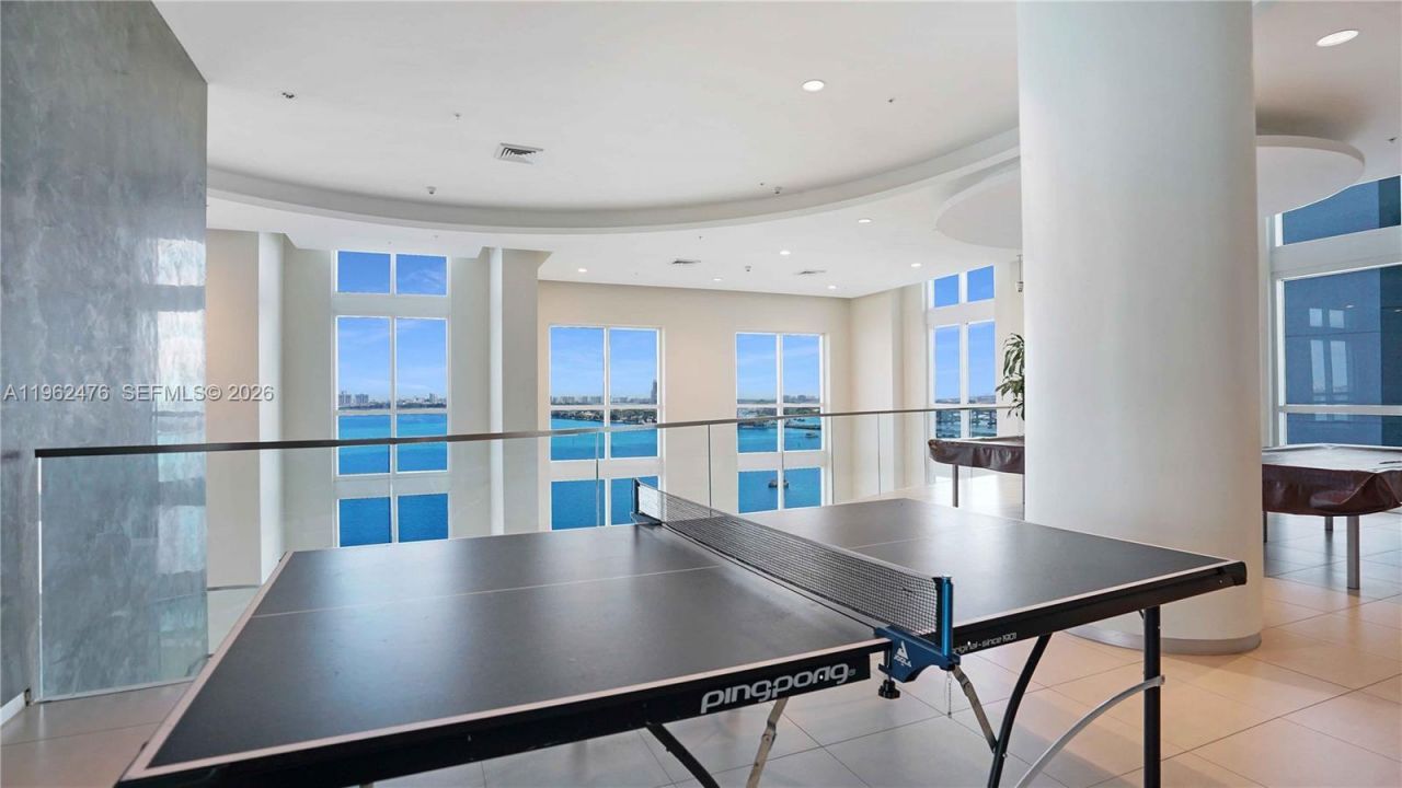 1900 N Bayshore Dr, Unit 1708, Miami, FL 33132 Photo