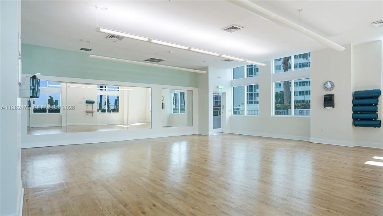 1900 N Bayshore Dr, Unit 1708, Miami, FL 33132 Photo