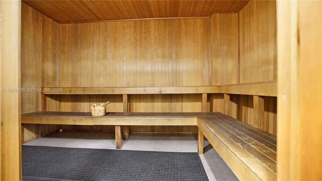 1900 N Bayshore Dr, Unit 1708, Miami, FL 33132 Photo