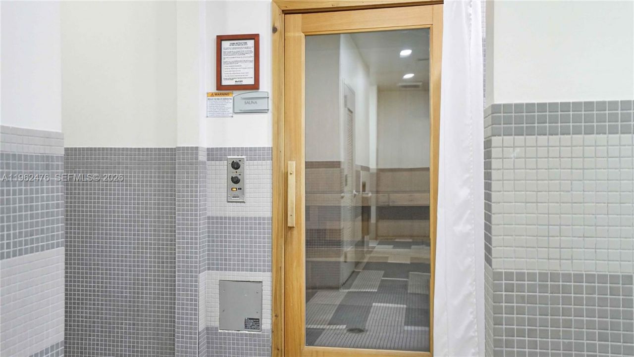 1900 N Bayshore Dr, Unit 1708, Miami, FL 33132 Photo