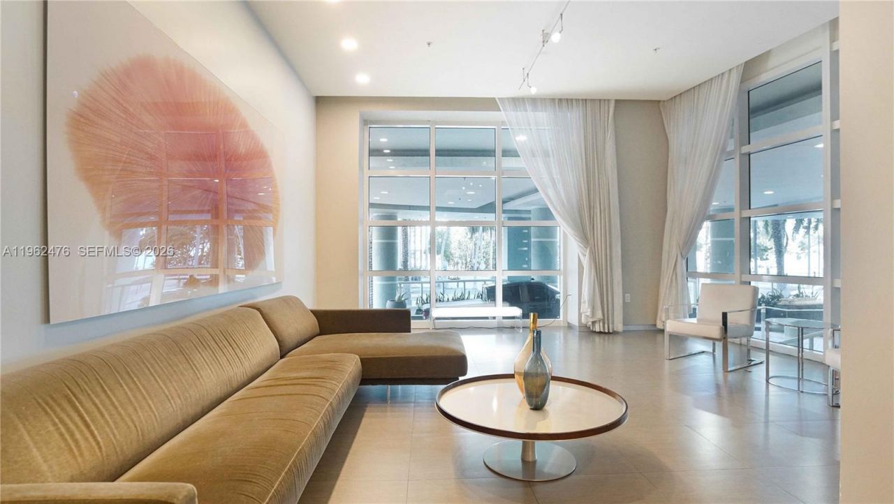 1900 N Bayshore Dr, Unit 1708, Miami, FL 33132 Photo