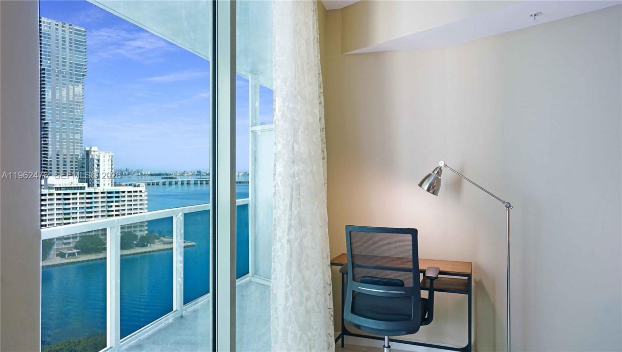 1900 N Bayshore Dr, Unit 1708, Miami, FL 33132 Photo