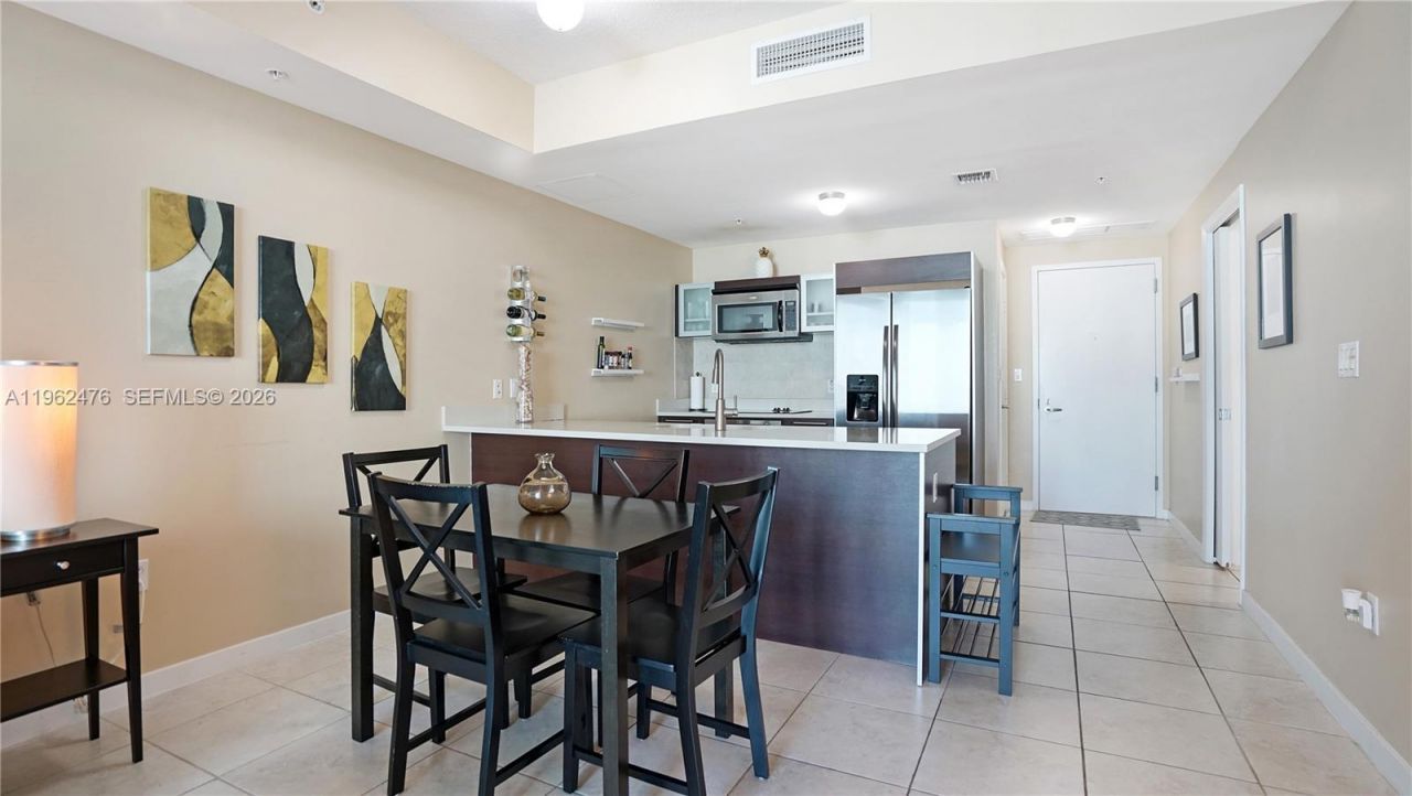 1900 N Bayshore Dr, Unit 1708, Miami, FL 33132 Photo