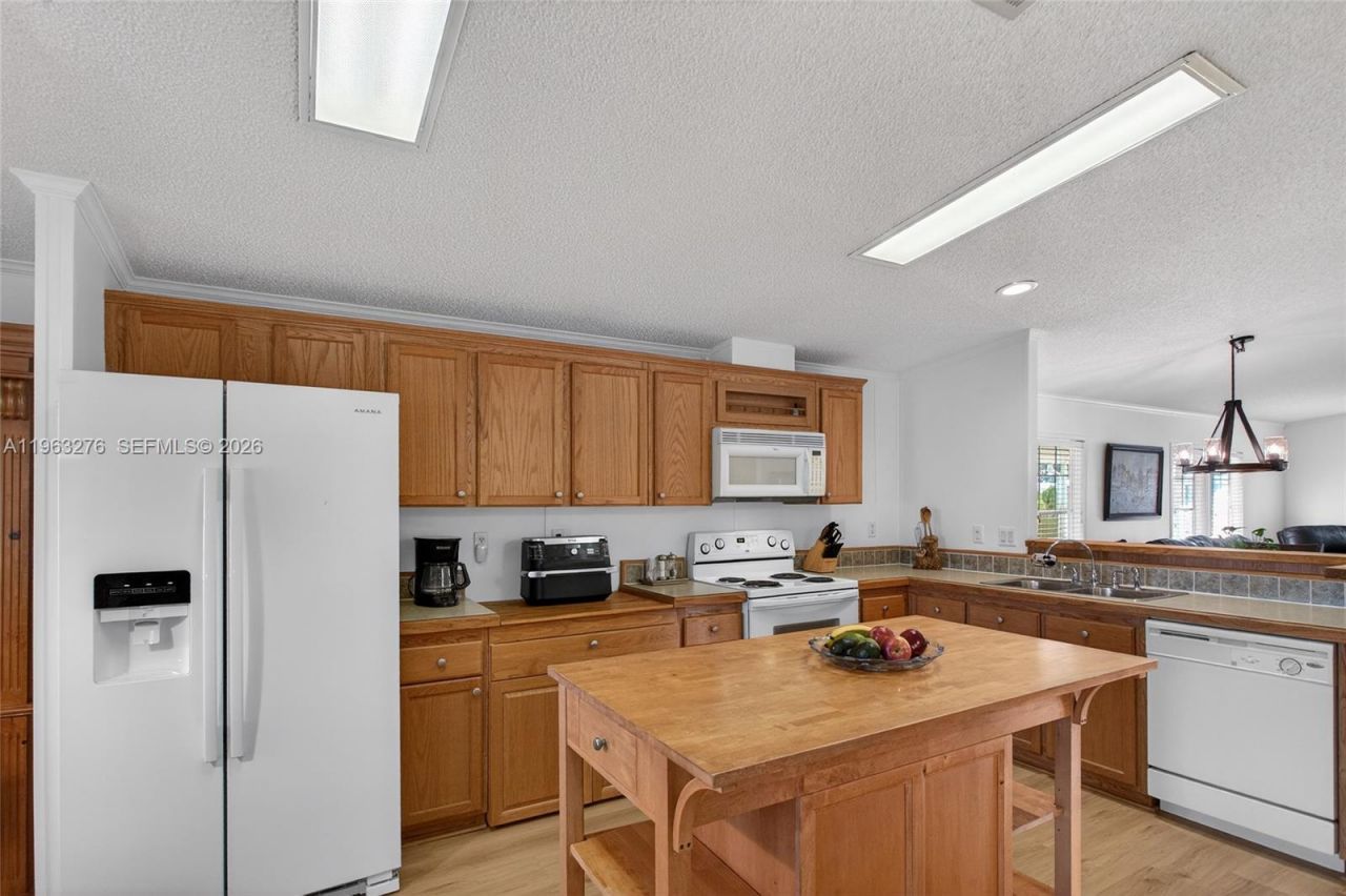 2228 SW 83rd Ave, Davie, FL 33324 Photo