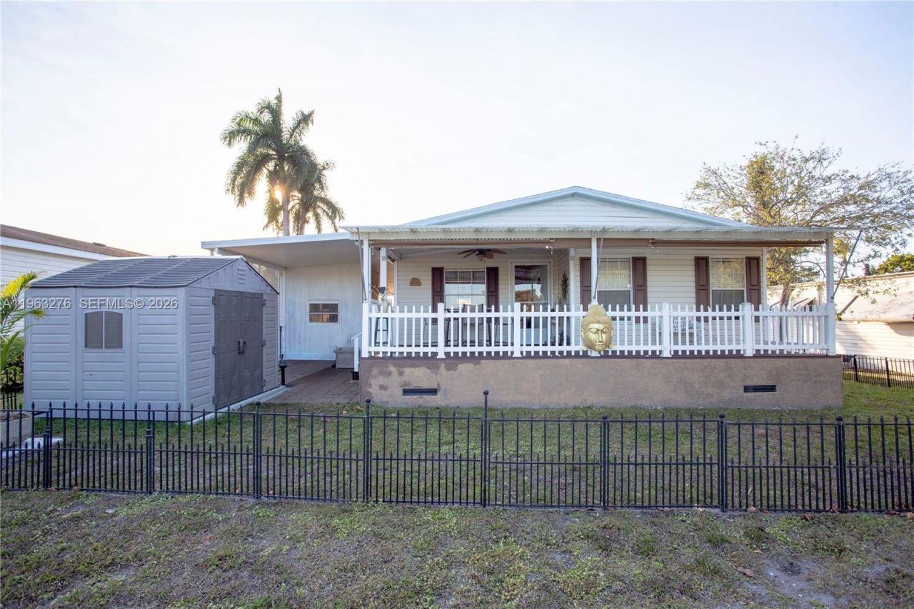 2228 SW 83rd Ave, Davie, FL 33324 Photo