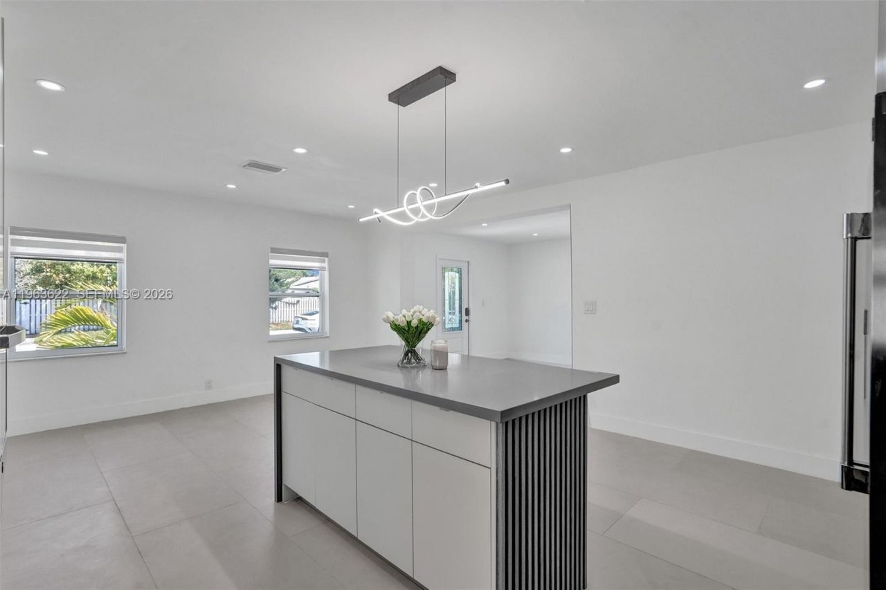 1010 N 16th Ave , Hollywood, FL 33020 Photo