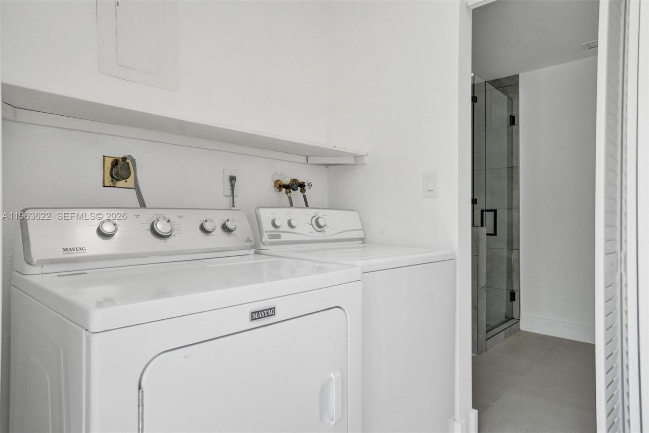 1010 N 16th Ave , Hollywood, FL 33020 Photo