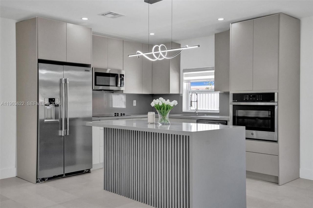 1010 N 16th Ave , Hollywood, FL 33020 Photo