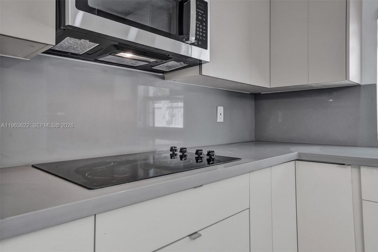 1010 N 16th Ave , Hollywood, FL 33020 Photo