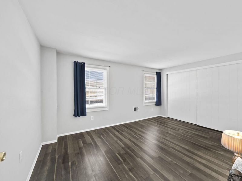 660 Dlyn Street, Columbus, OH 43228 Photo 28