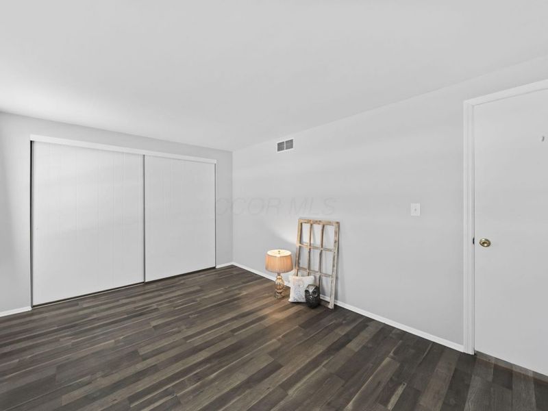 660 Dlyn Street, Columbus, OH 43228 Photo 29