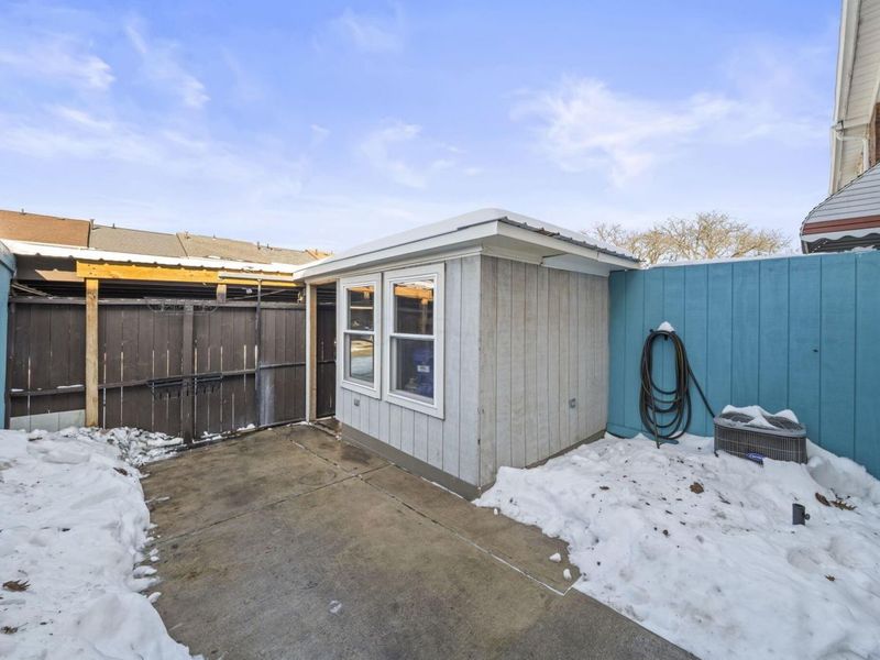 660 Dlyn Street, Columbus, OH 43228 Photo 44