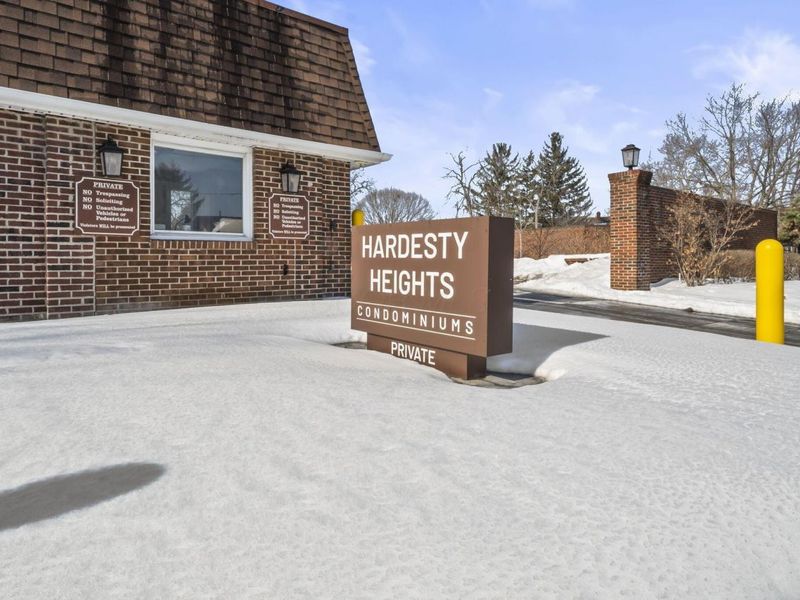 660 Dlyn Street, Columbus, OH 43228 Photo 47