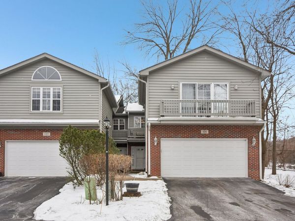 131 Willow Creek Lane, Willow Springs, IL 60480