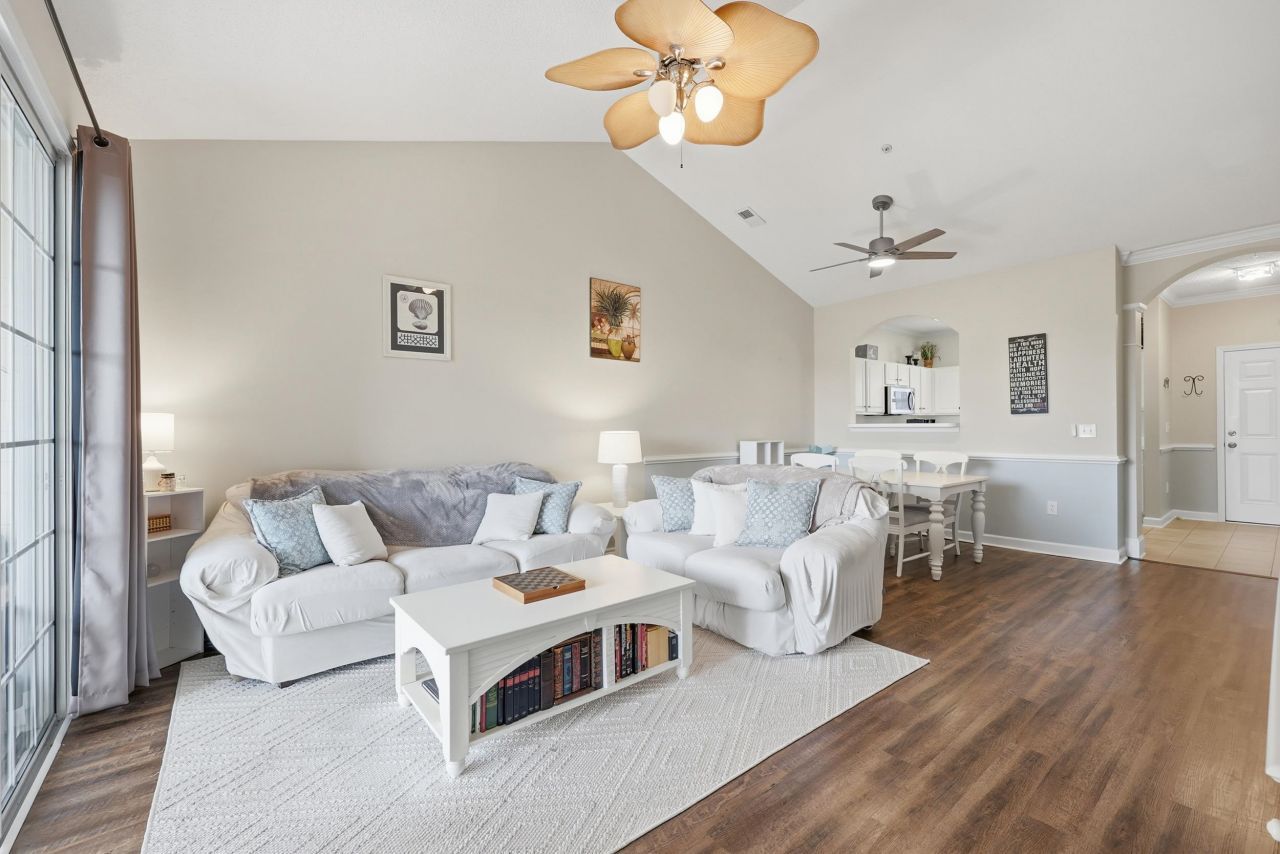 6203 Catalina Dr. Photo 7