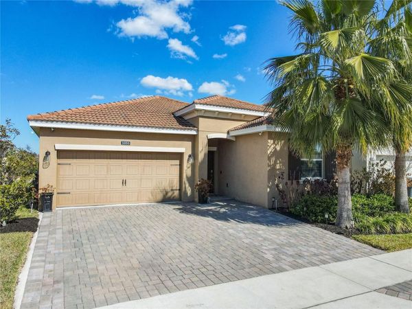 1055 OAK BLUFF DRIVE, DAVENPORT, FL 33837