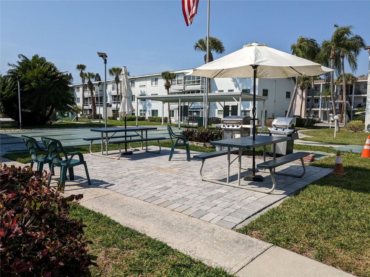 2029 Sunset Drive, Unit #E-21, Bradenton, FL 34207 Photo