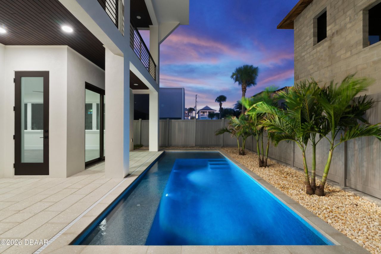 427 Columbus Avenue, New Smyrna Beach, FL 32169 Photo