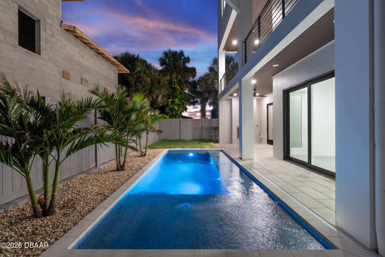 427 Columbus Avenue, New Smyrna Beach, FL 32169 Photo