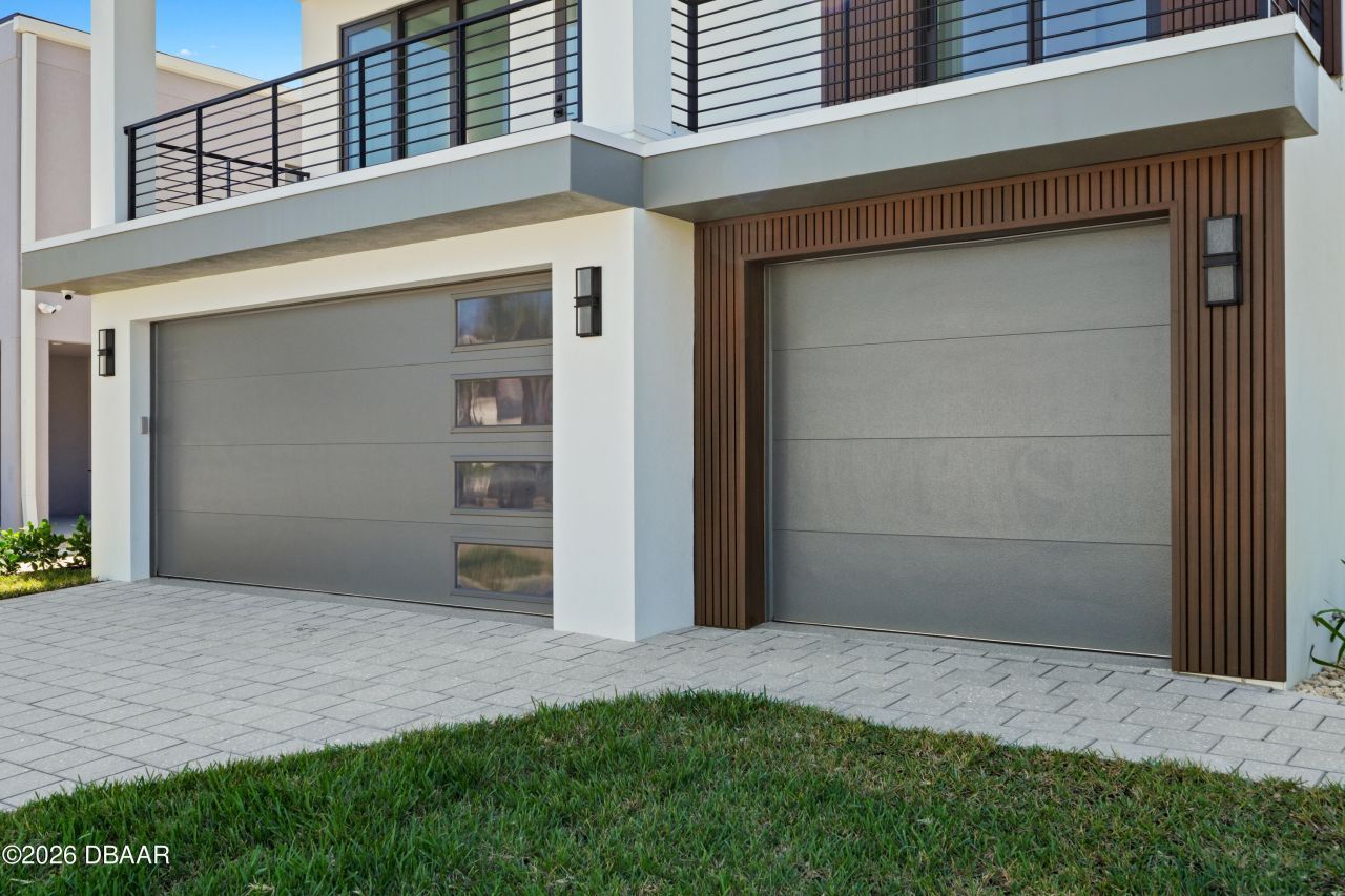 427 Columbus Avenue, New Smyrna Beach, FL 32169 Photo