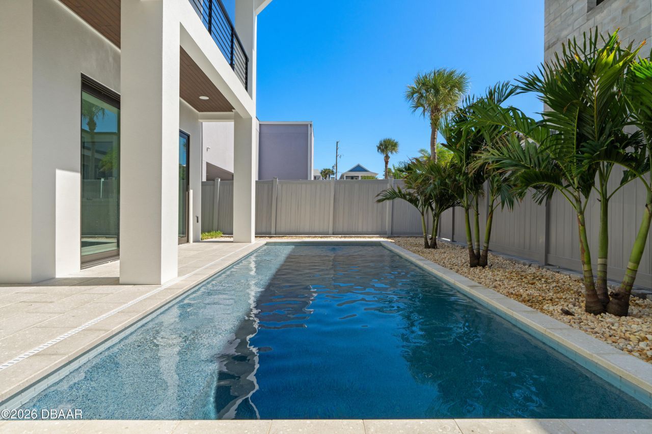 427 Columbus Avenue, New Smyrna Beach, FL 32169 Photo