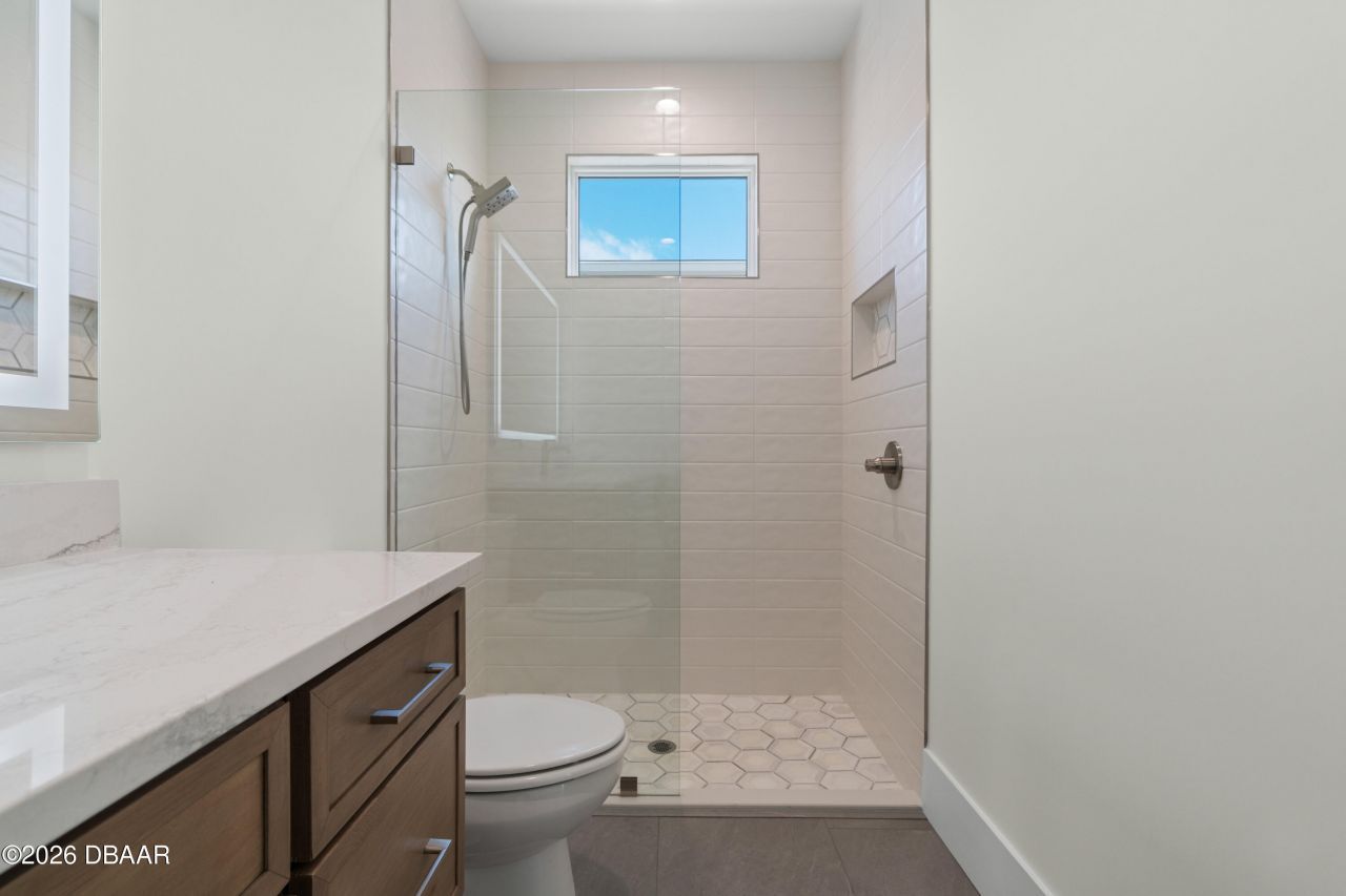 427 Columbus Avenue, New Smyrna Beach, FL 32169 Photo