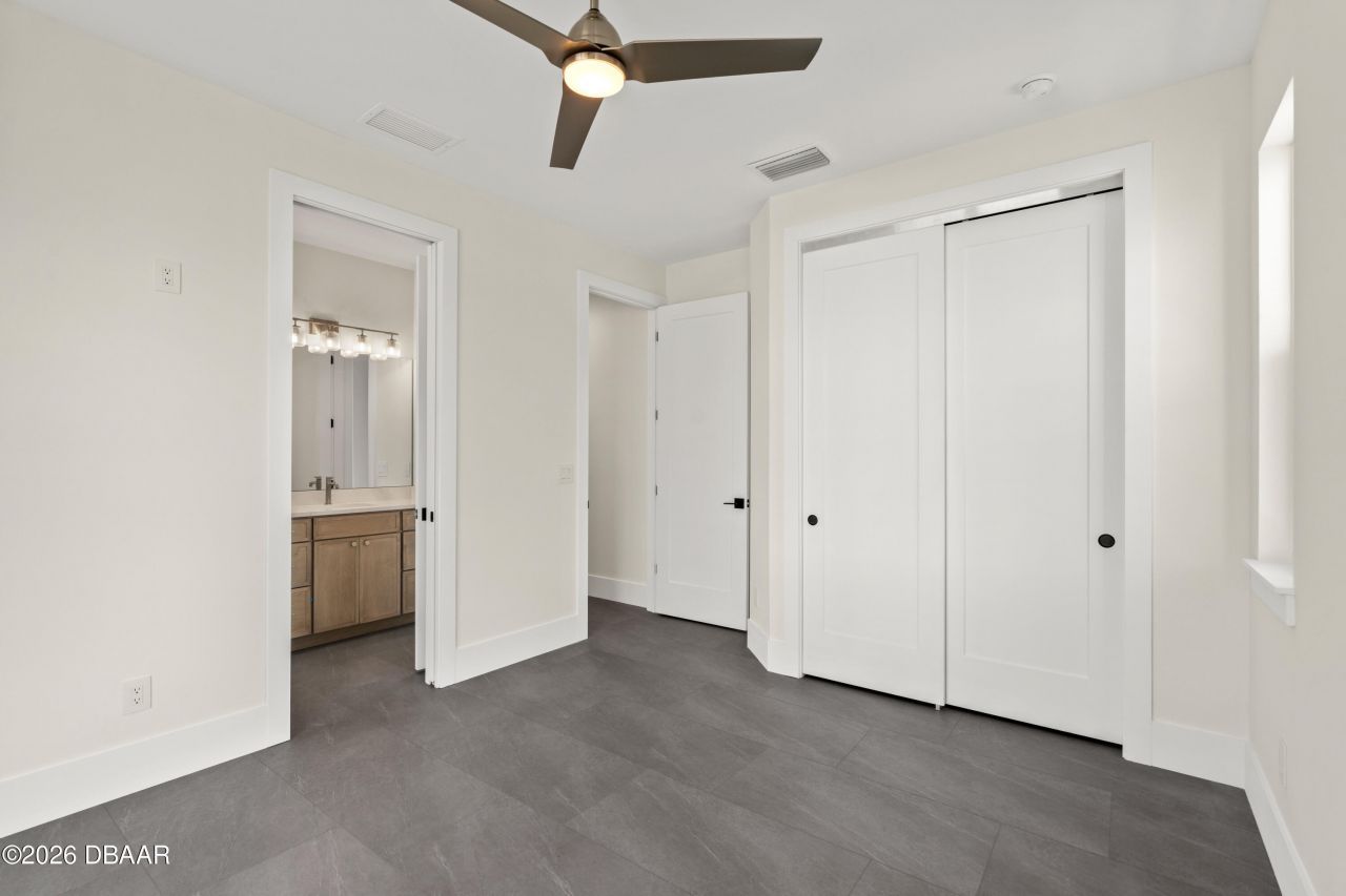 427 Columbus Avenue, New Smyrna Beach, FL 32169 Photo