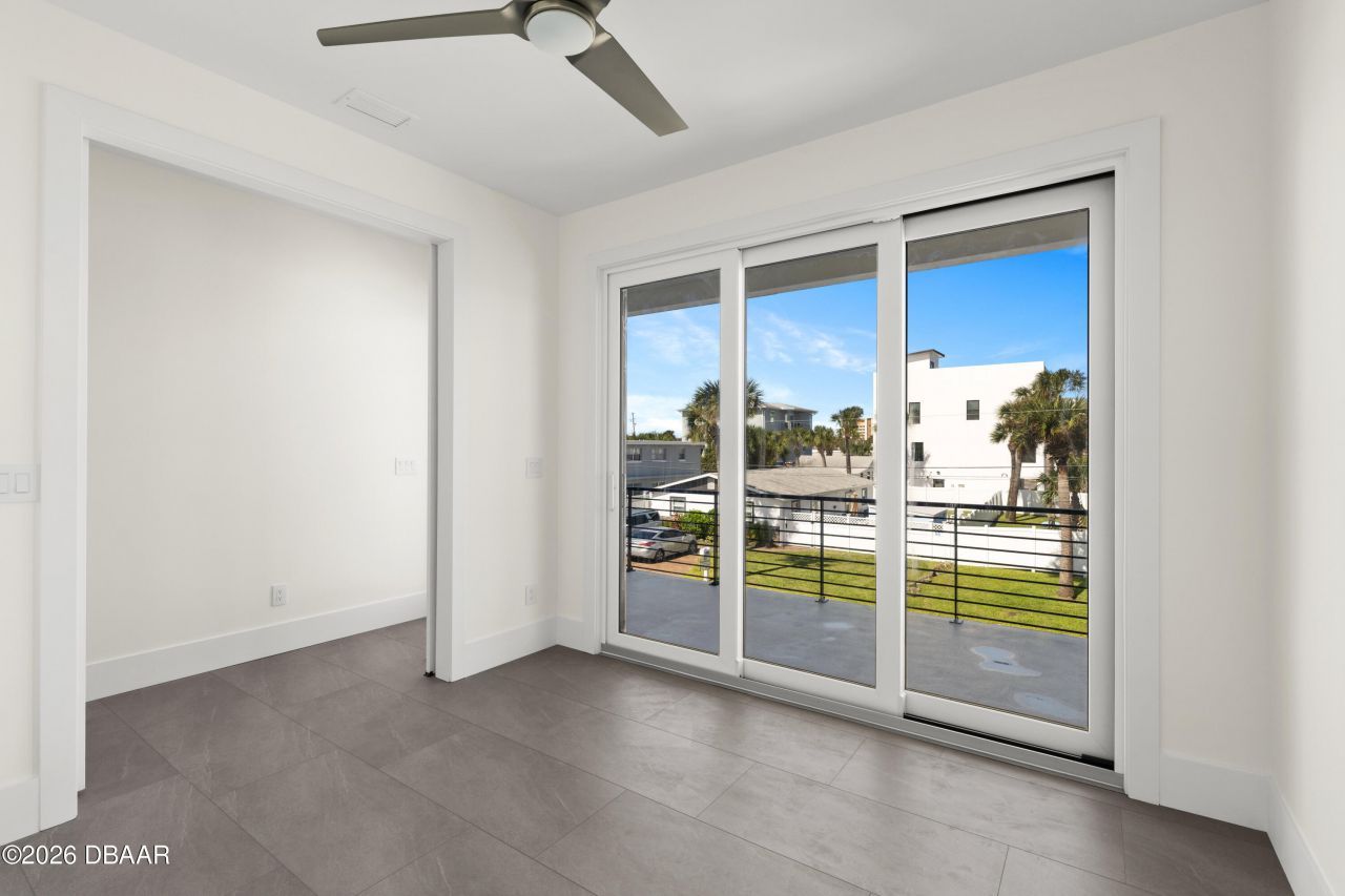 427 Columbus Avenue, New Smyrna Beach, FL 32169 Photo