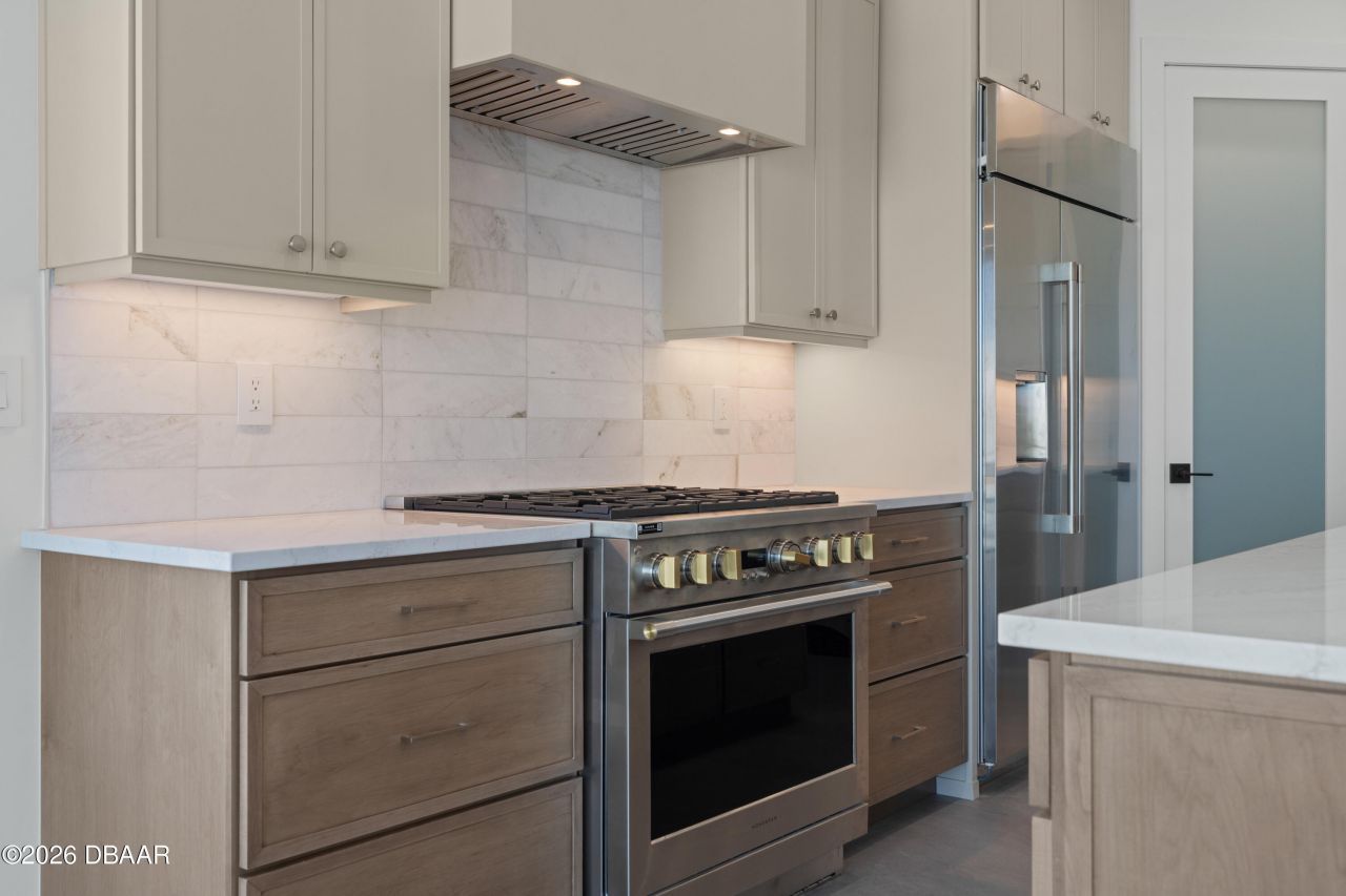 427 Columbus Avenue, New Smyrna Beach, FL 32169 Photo