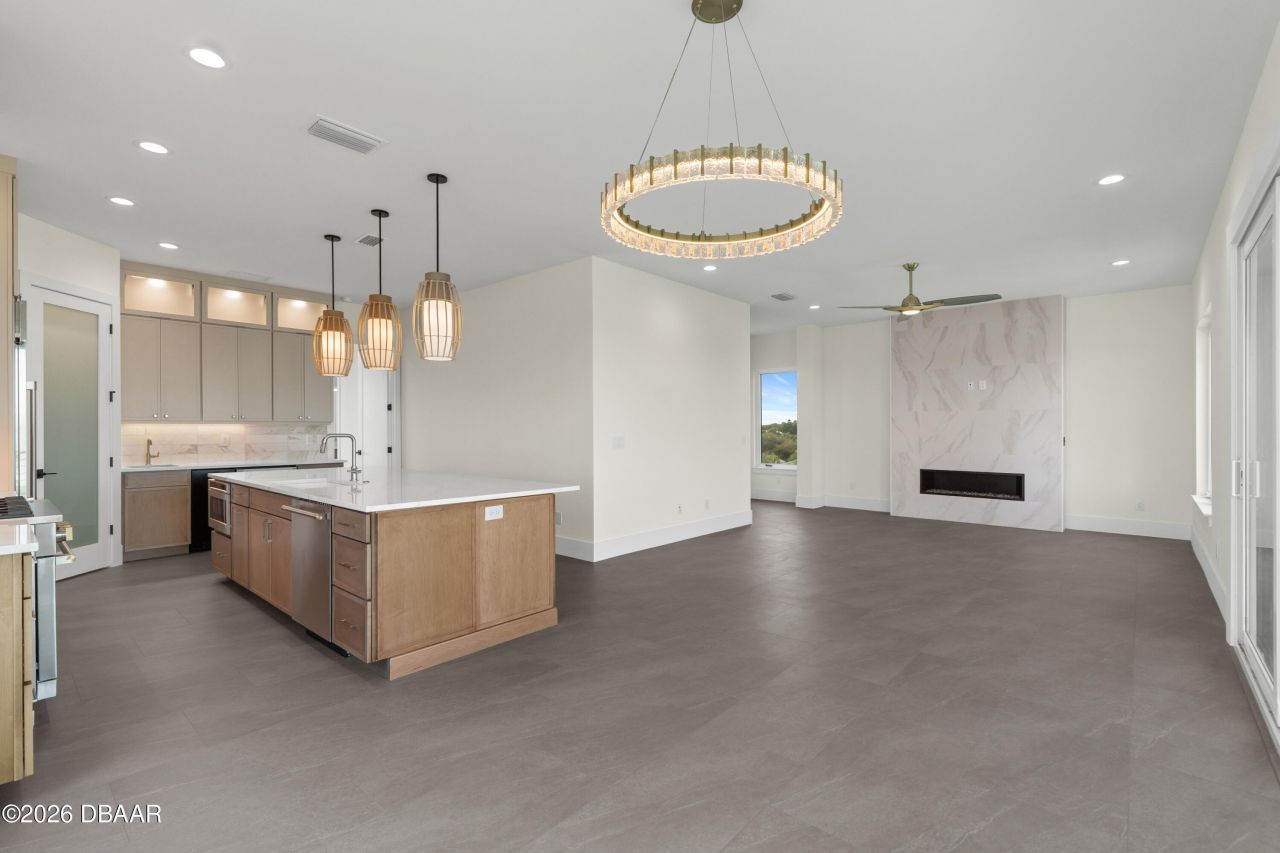 427 Columbus Avenue, New Smyrna Beach, FL 32169 Photo