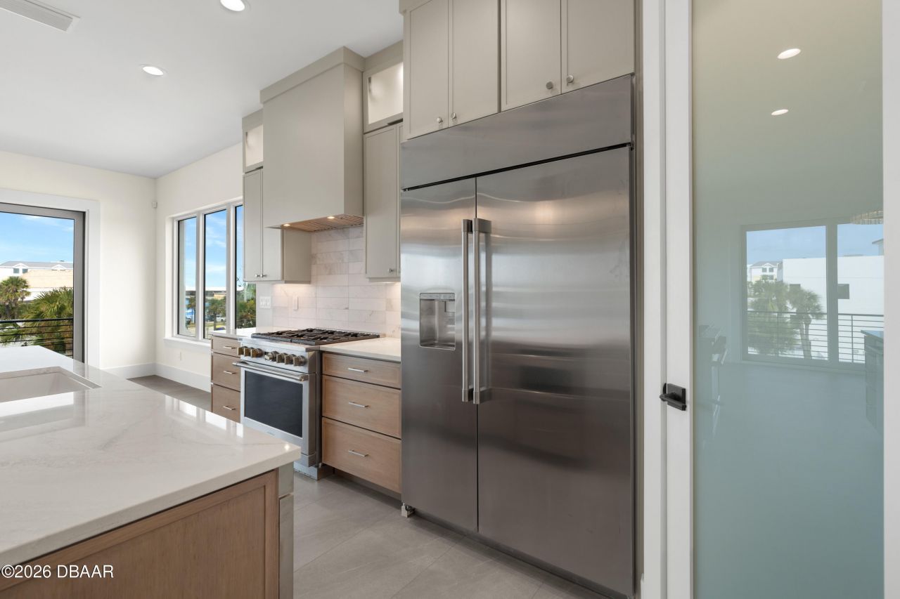 427 Columbus Avenue, New Smyrna Beach, FL 32169 Photo