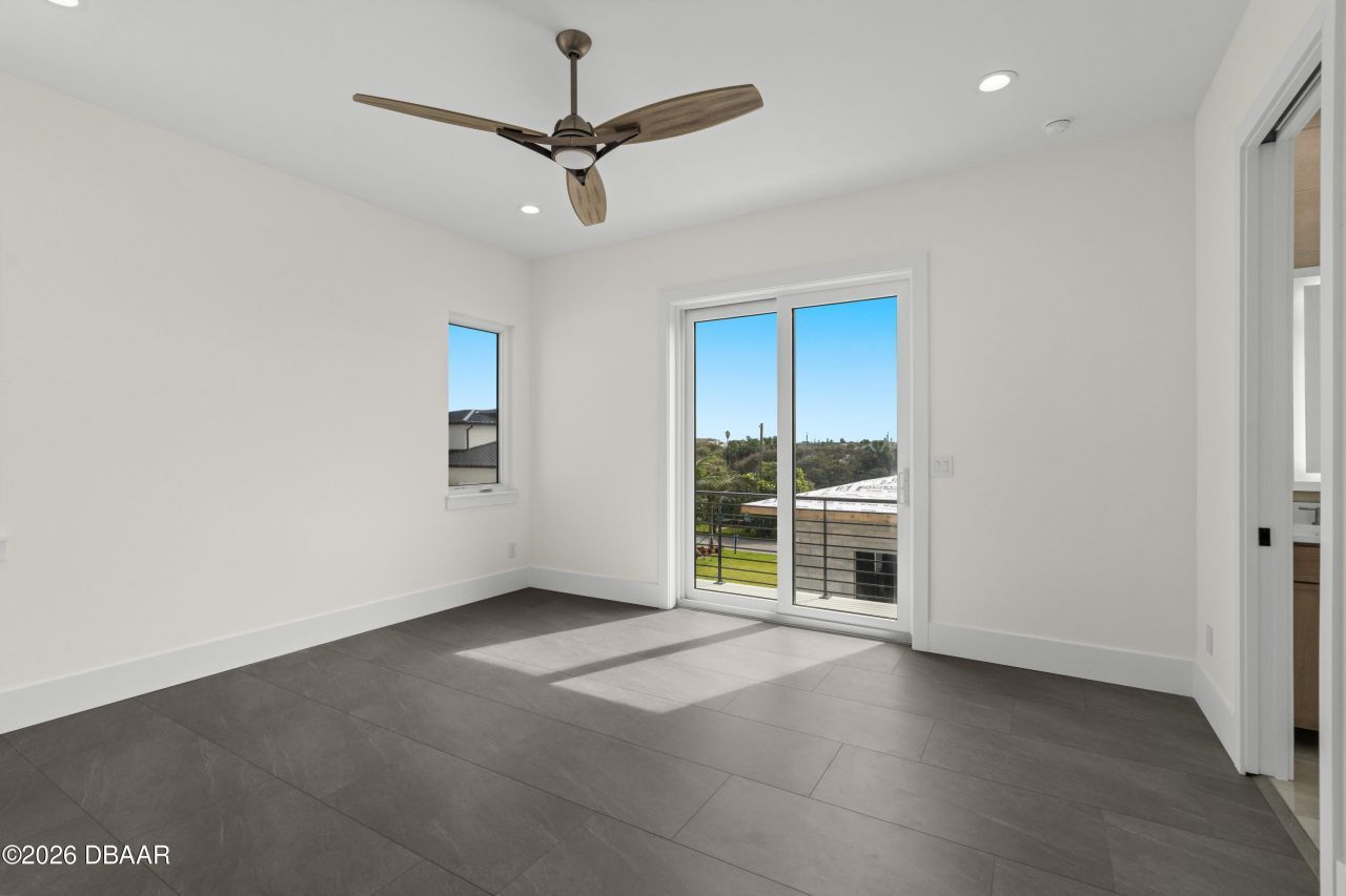 427 Columbus Avenue, New Smyrna Beach, FL 32169 Photo