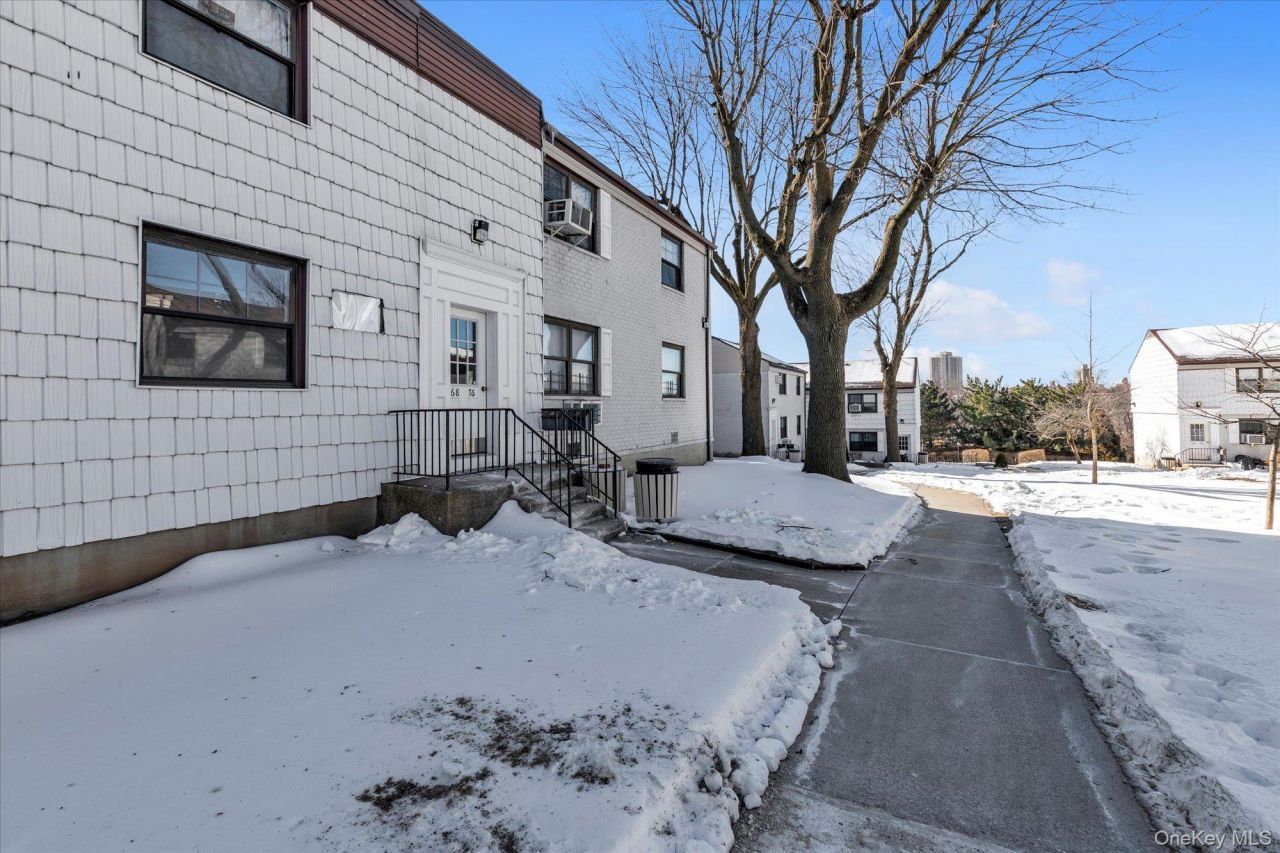 68-76 136th Street, Unit B, Kew Gardens Hills, NY 11367 Main Photo