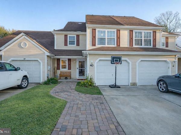 40 BRANDYWINE COURT, EGG HARBOR TOWNSHIP, NJ 08234