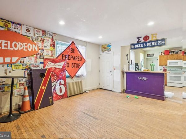 2110 W CHEW AVENUE, PHILADELPHIA, PA 19138