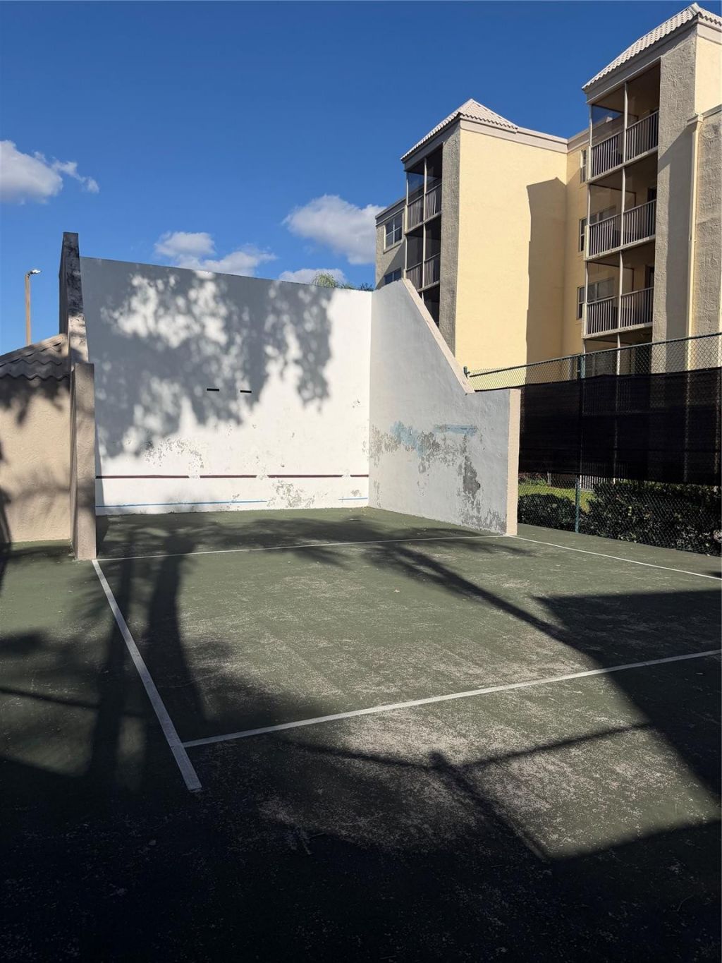 8225 Lake Drive, Unit 205, Doral, FL 33166 Photo