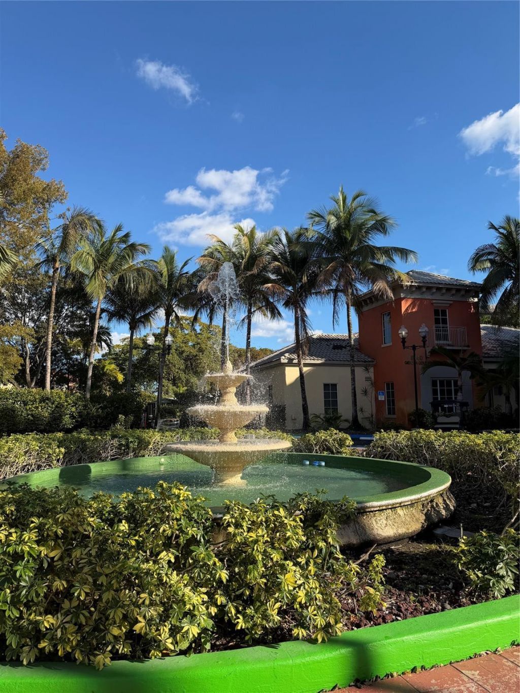 8225 Lake Drive, Unit 205, Doral, FL 33166 Photo