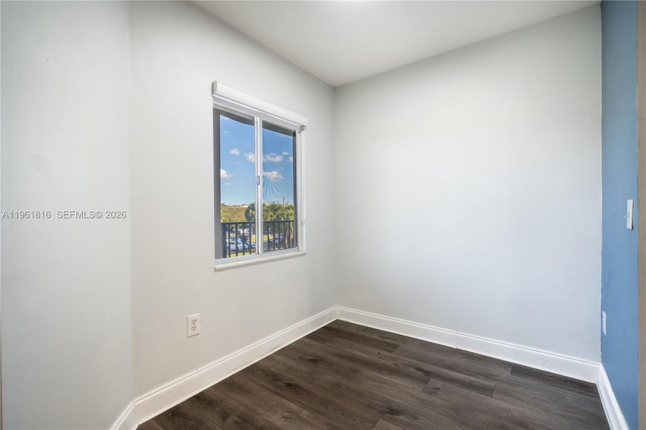 1600 SW 127th Way, Unit 305C, Pembroke Pines, FL 33027 Photo