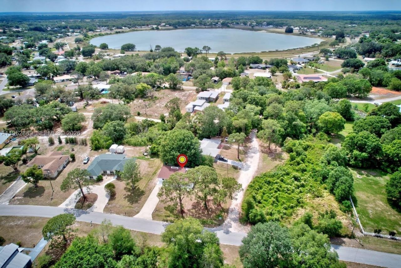 2551 N Avon Blvd, Avon Park, FL 33825 Photo