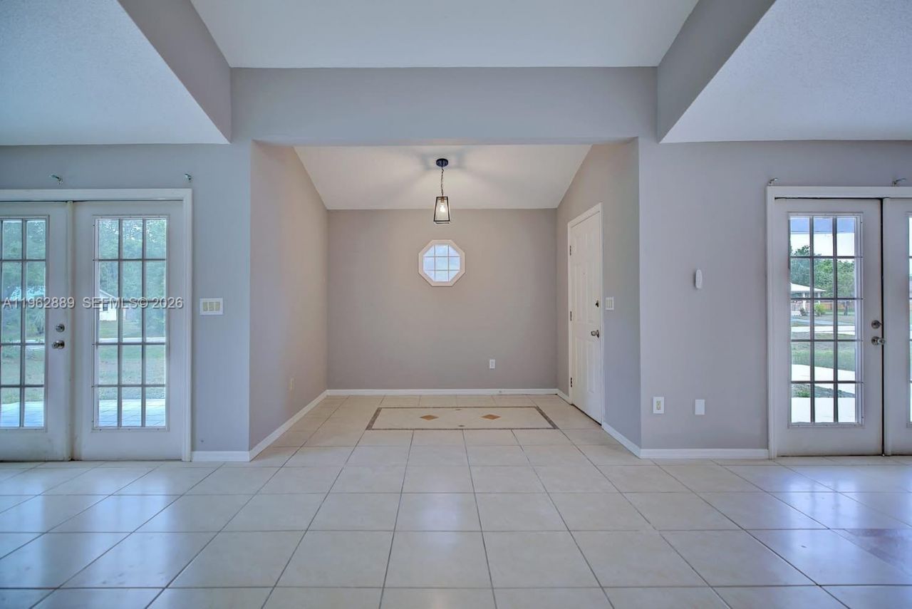 2551 N Avon Blvd, Avon Park, FL 33825 Photo