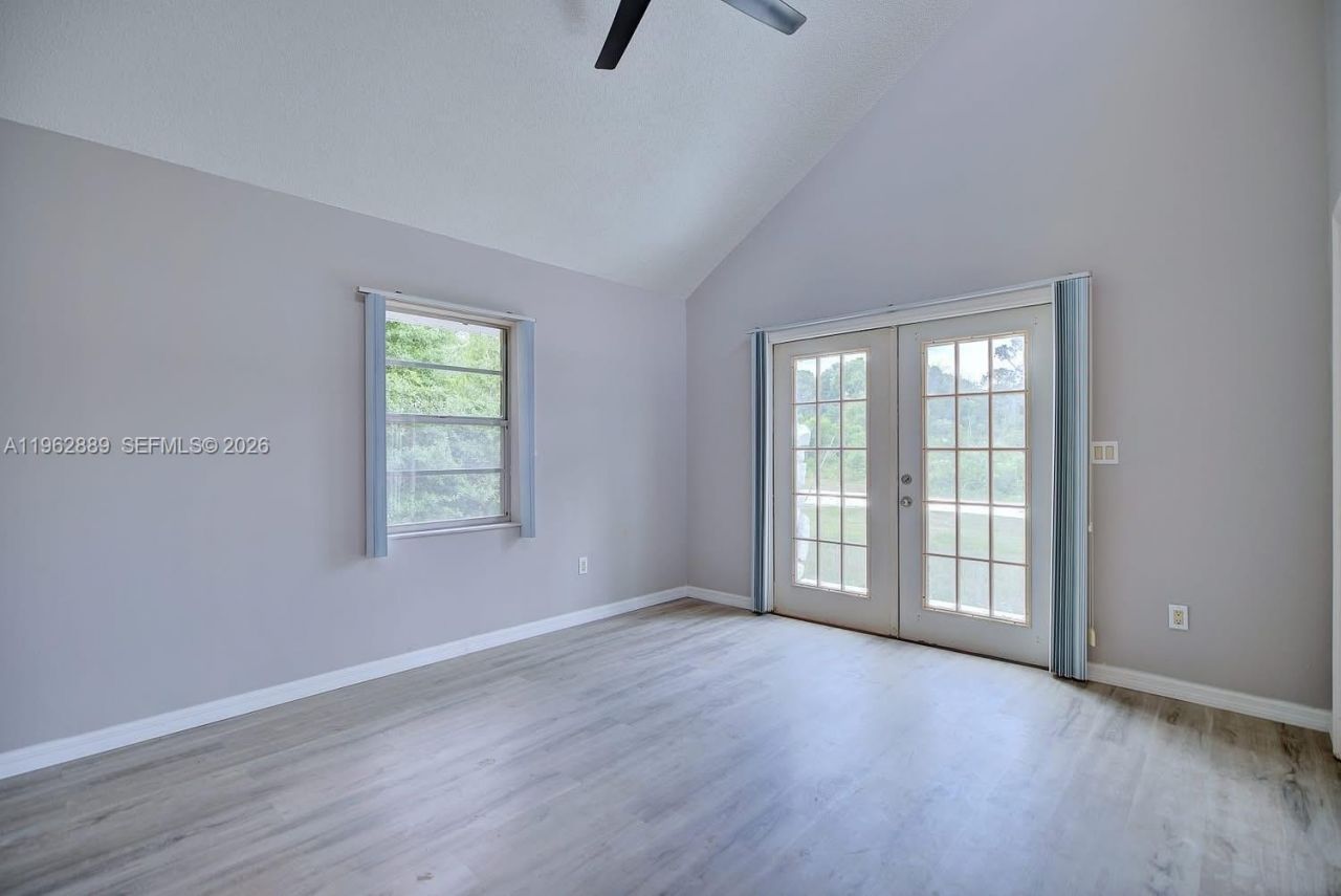 2551 N Avon Blvd, Avon Park, FL 33825 Photo