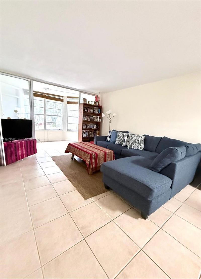 1501 NE 191st St , Unit C114, Miami, FL 33179 Photo